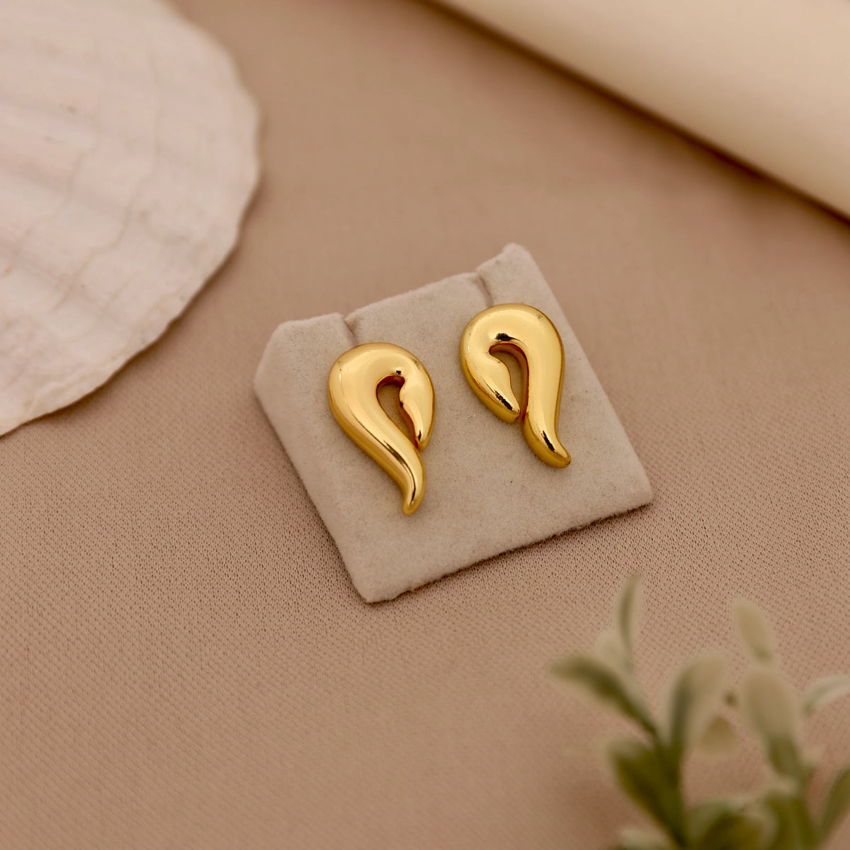 ￼Anti-Tarnish Gold Tone Earrings - Flames